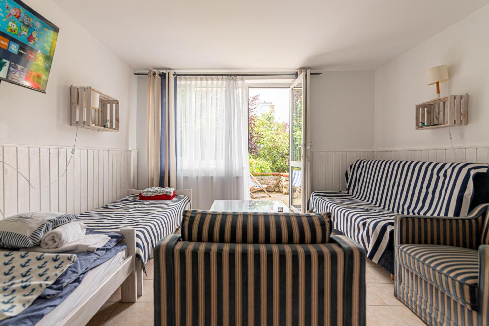 Nadmorskie Pokoje Super Lokalizacja Apartment โควอบเซก ภายนอก รูปภาพ